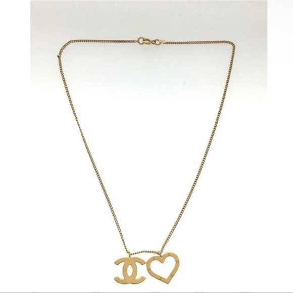 CHANEL Necklace CC Logo & Heart Charms Gold Plated w/Box & COA - Picture 7 of 8